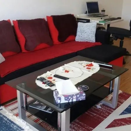 1 With 2rooms In Apartment