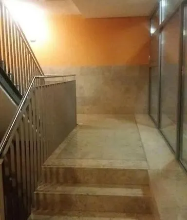 1 With 2rooms In *