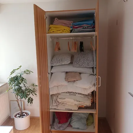 1 With 2rooms In Apartment Munich