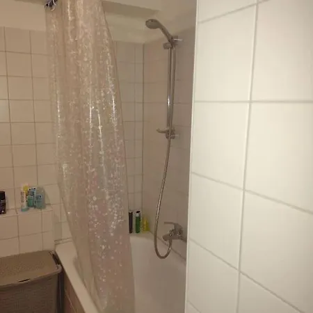 1 With 2rooms In *